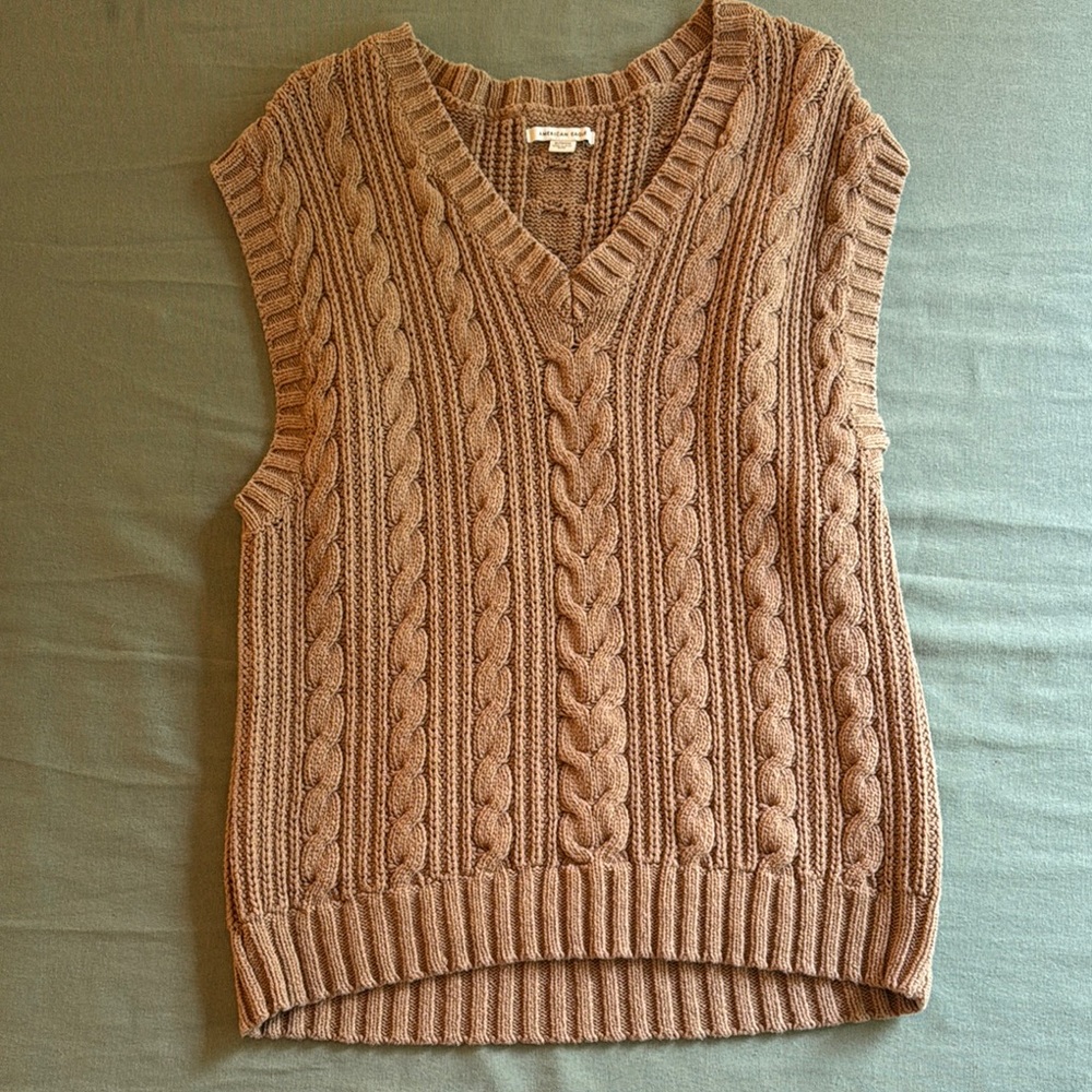 American Eagle Cable Knit V-Neck Sweater Vest - XL